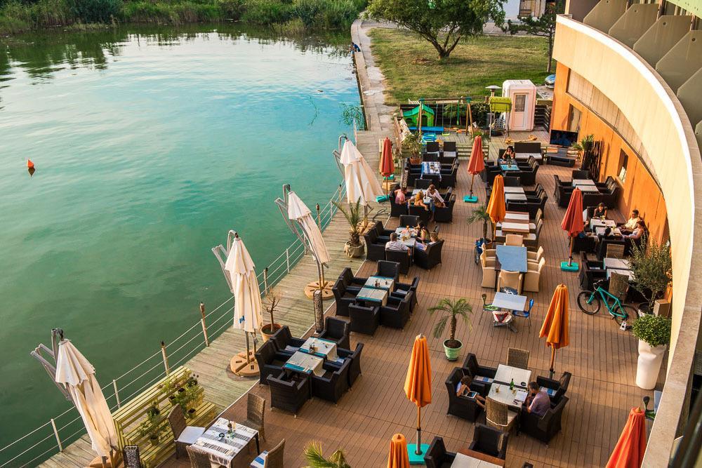 Hotel On Plonge Junior Mamaia Exterior photo